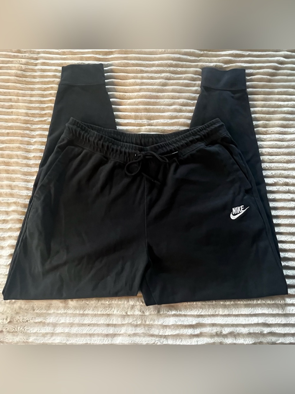 Nike Black Joggers ♡